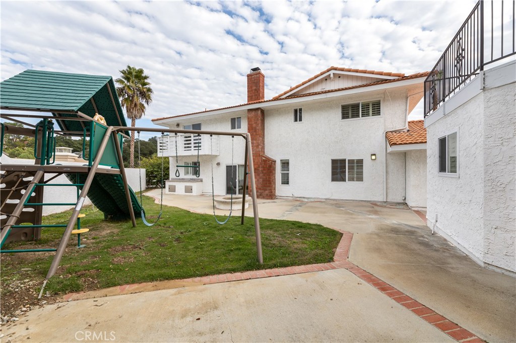 2645 Clear Creek