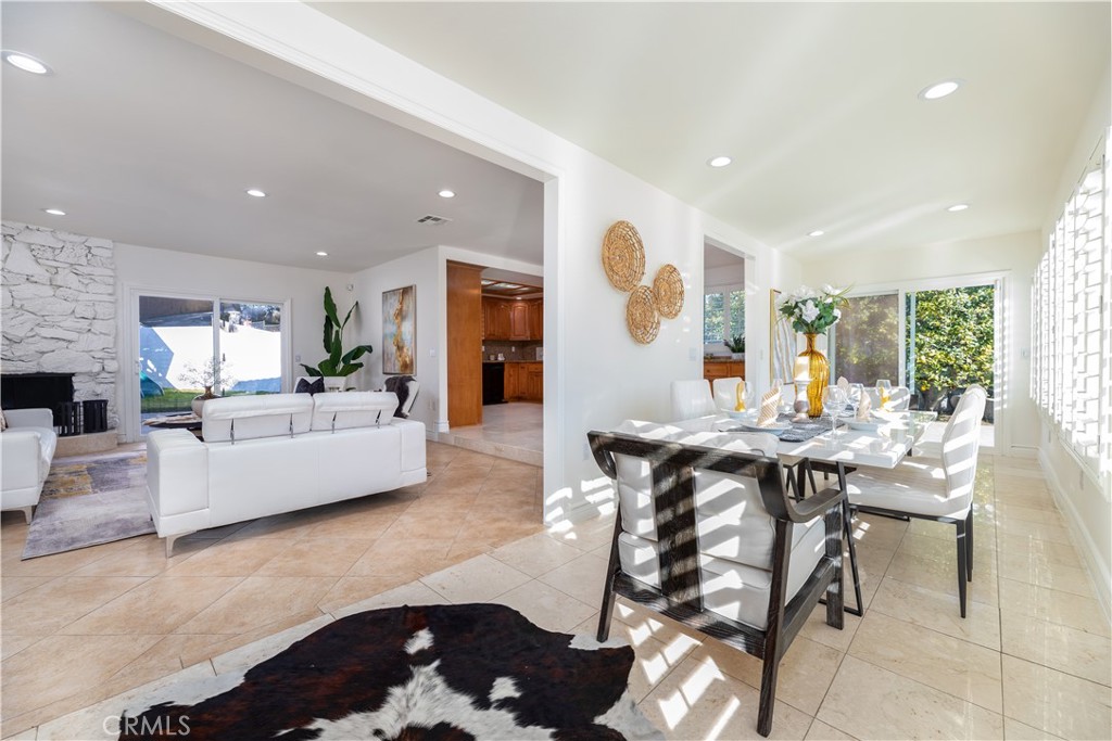 2645 Clear Creek