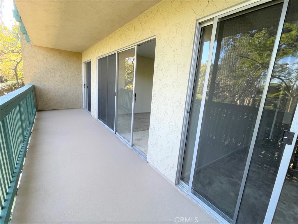 576 N Bellflower Boulevard 101