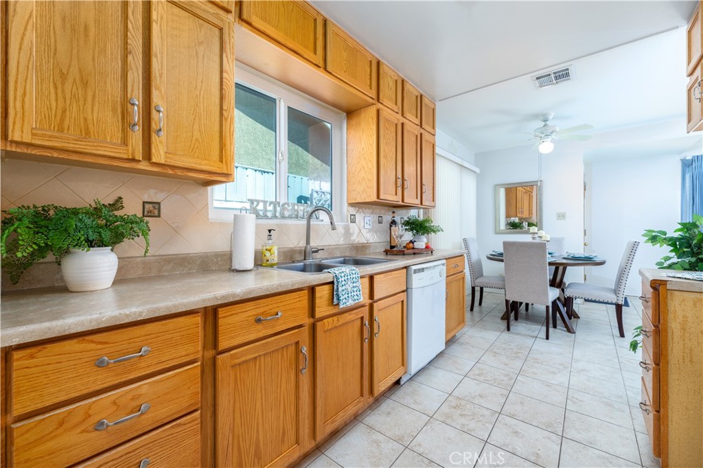 573 Pearlanna Drive