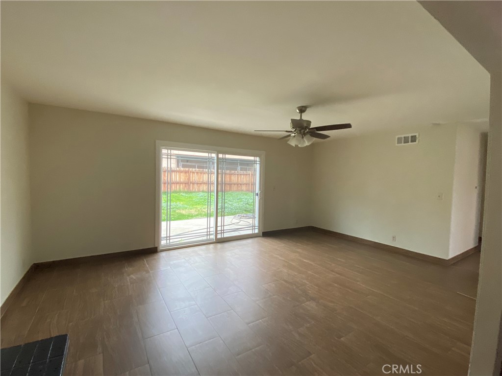 1811 E Rosewood Court