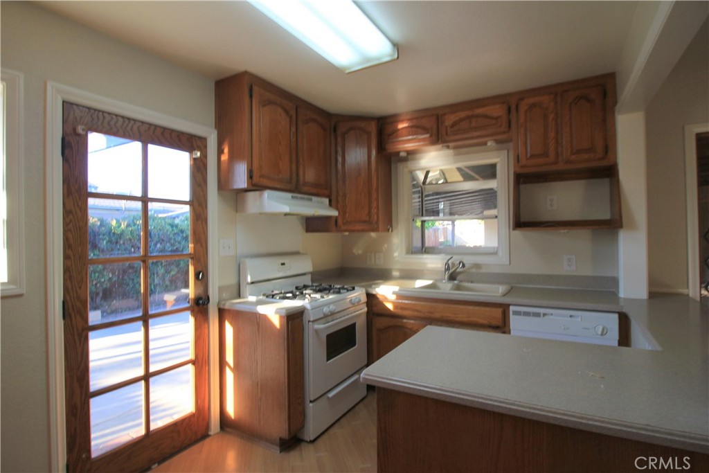 1949 S San Antonio Avenue