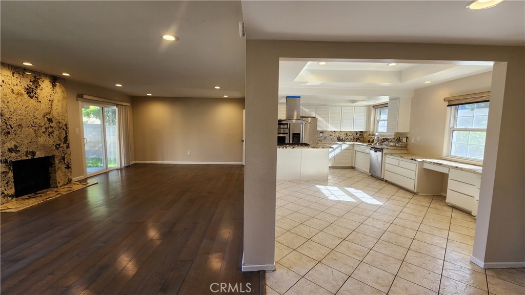16083 Mesa Robles Drive