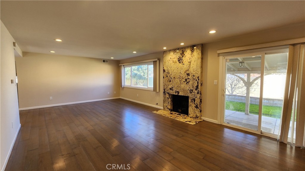 16083 Mesa Robles Drive