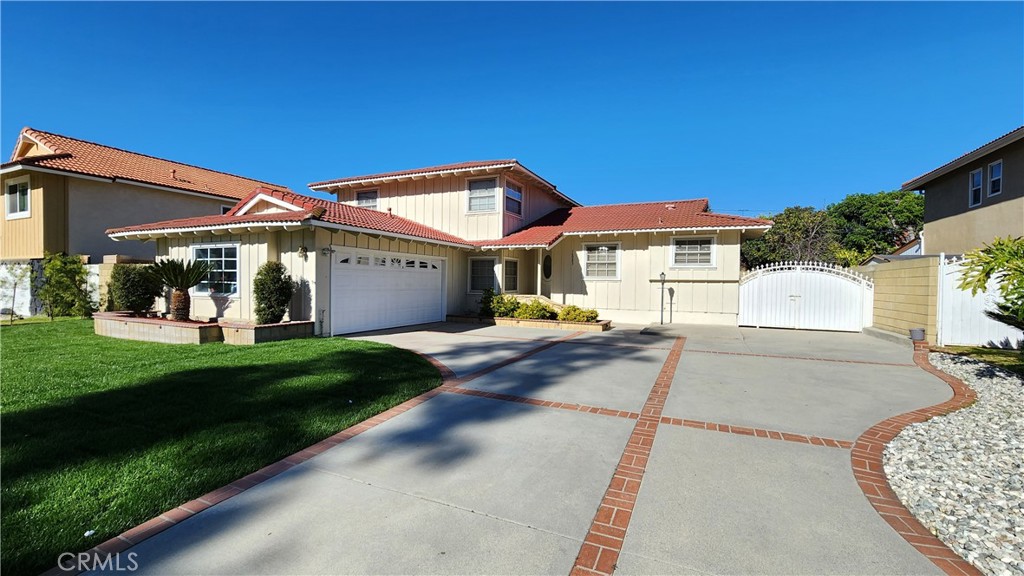 16083 Mesa Robles Drive