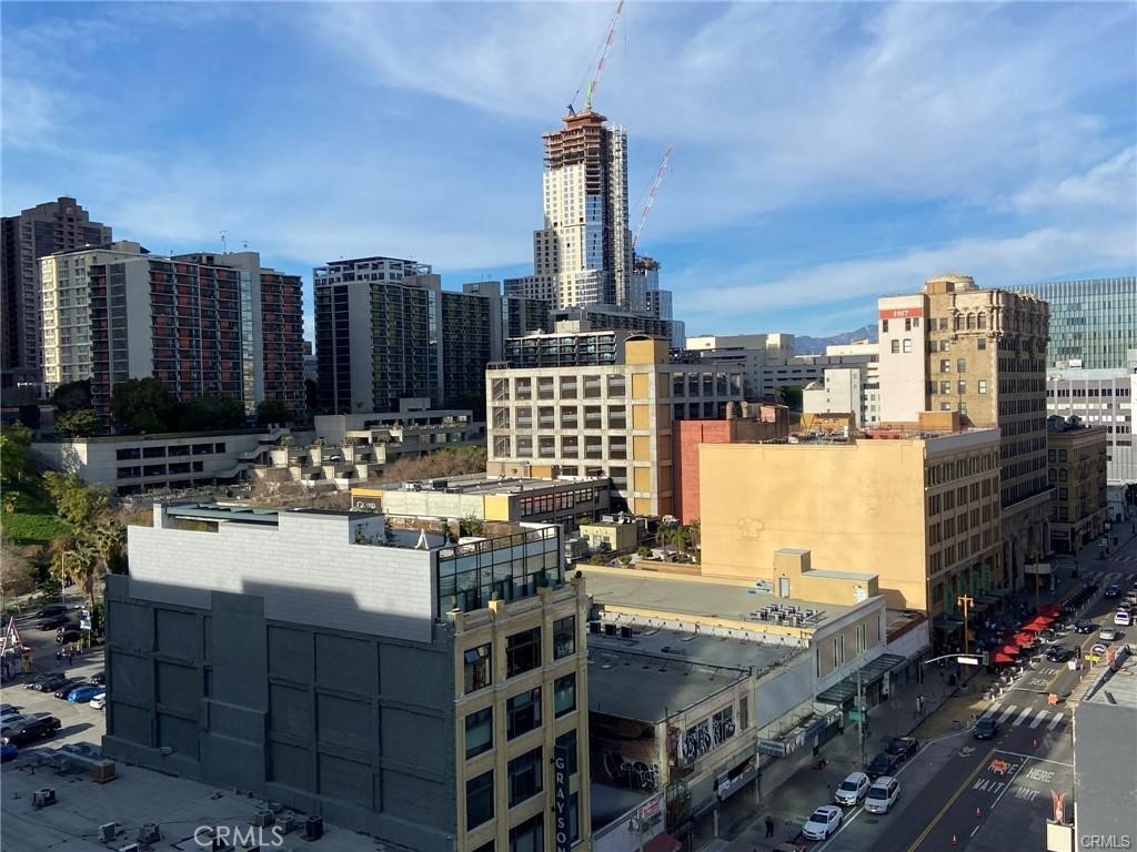 400 S Broadway 2304
