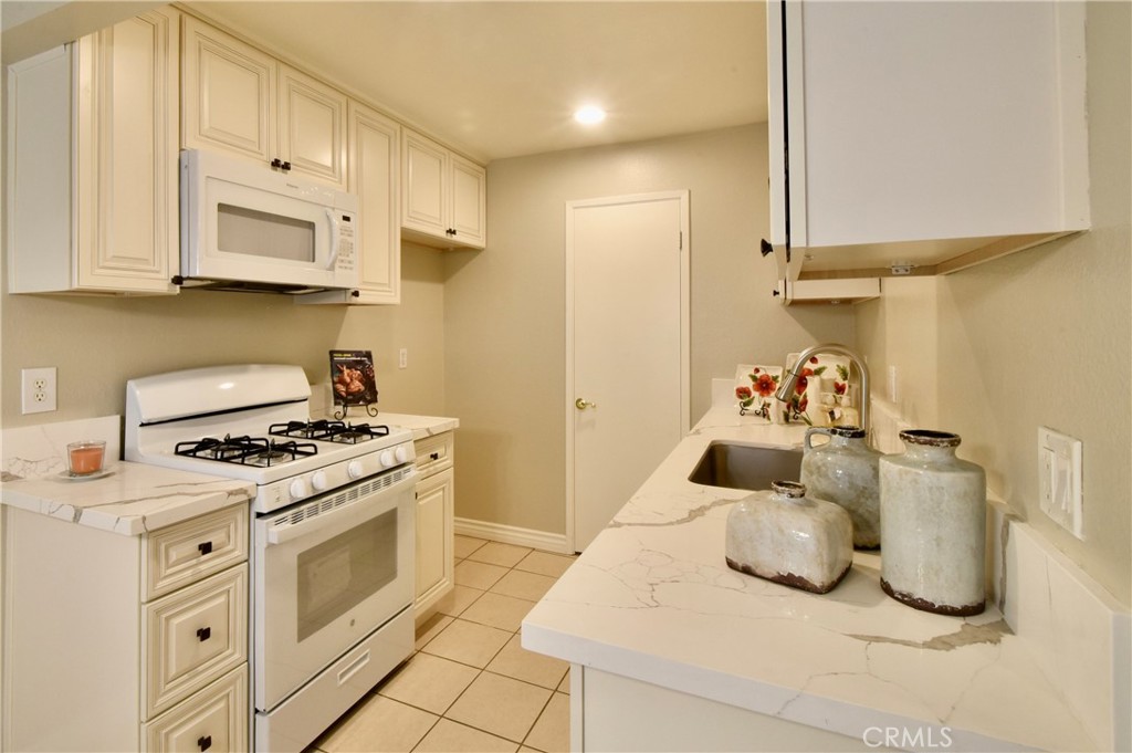 1310 Brentwood Circle D51