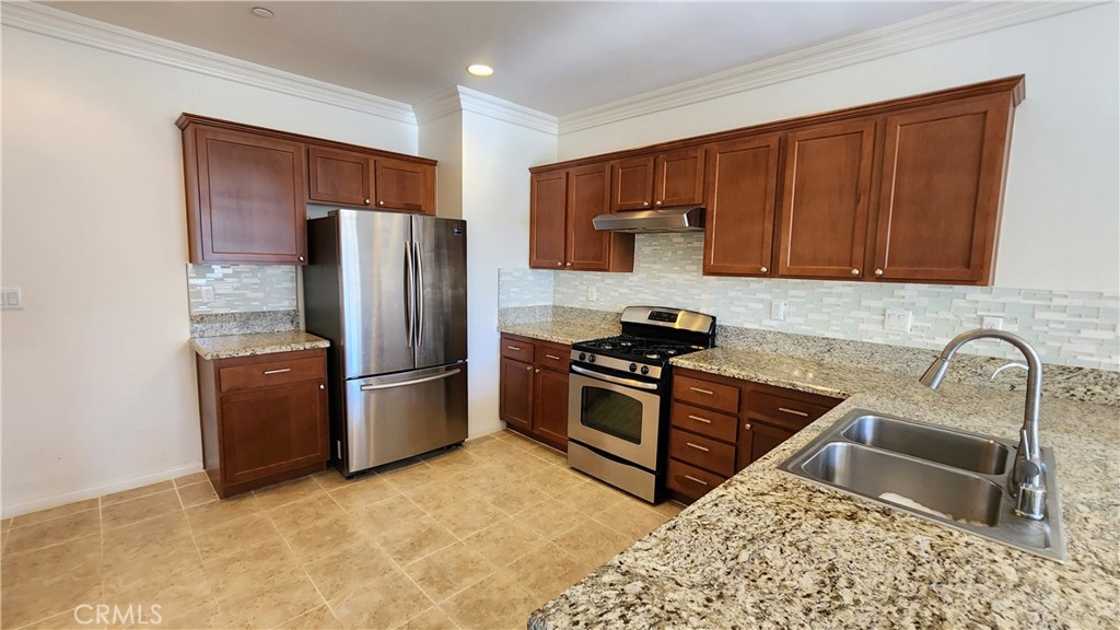 2659 E Foothill Boulevard 502