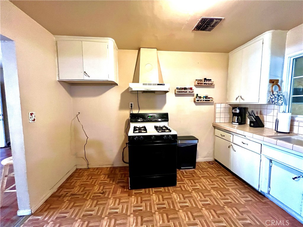 225 N 3rd Street