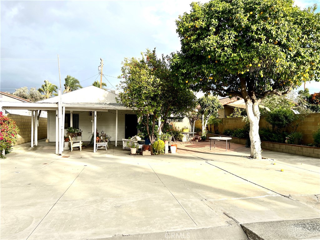 225 N 3rd Street