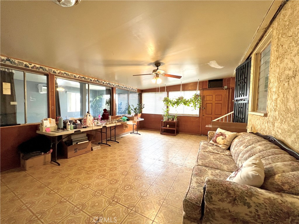 225 N 3rd Street
