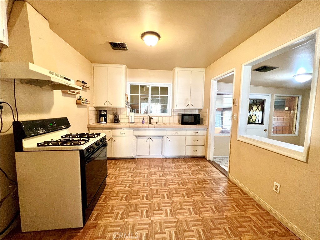 225 N 3rd Street