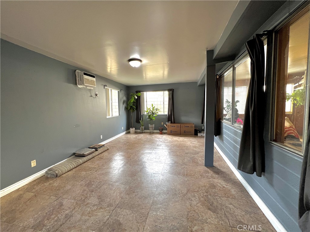 225 N 3rd Street
