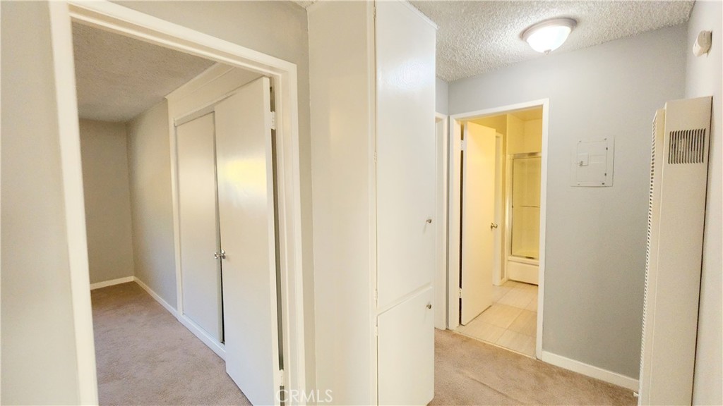 1366 W Arrow