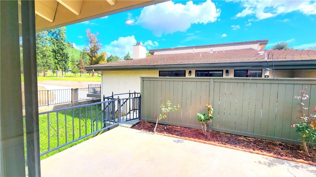 2327 E Curtis Court