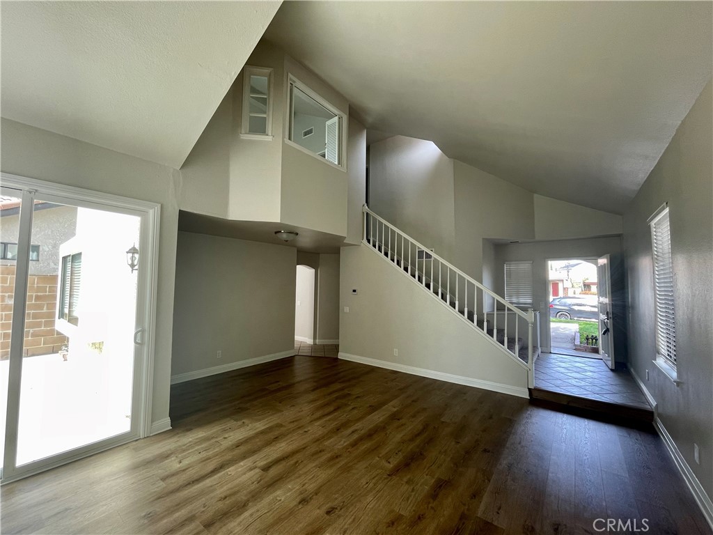 7198 Meadowlark Place