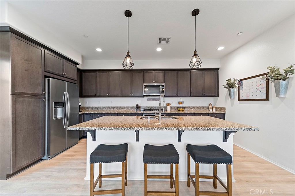7376 Solstice Place