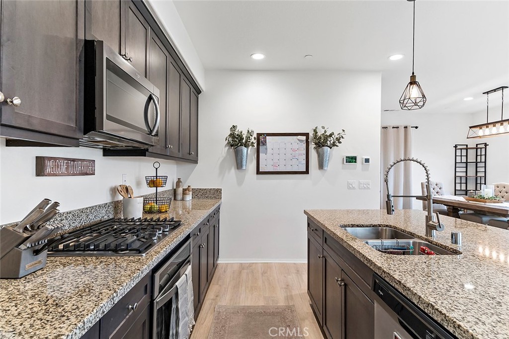 7376 Solstice Place