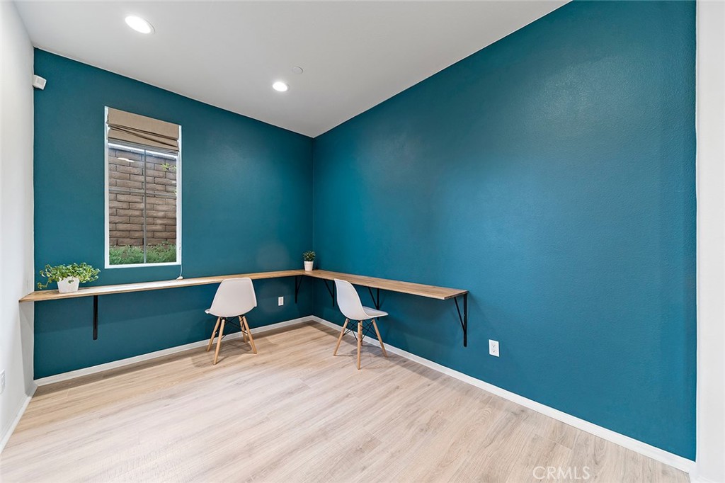 7376 Solstice Place