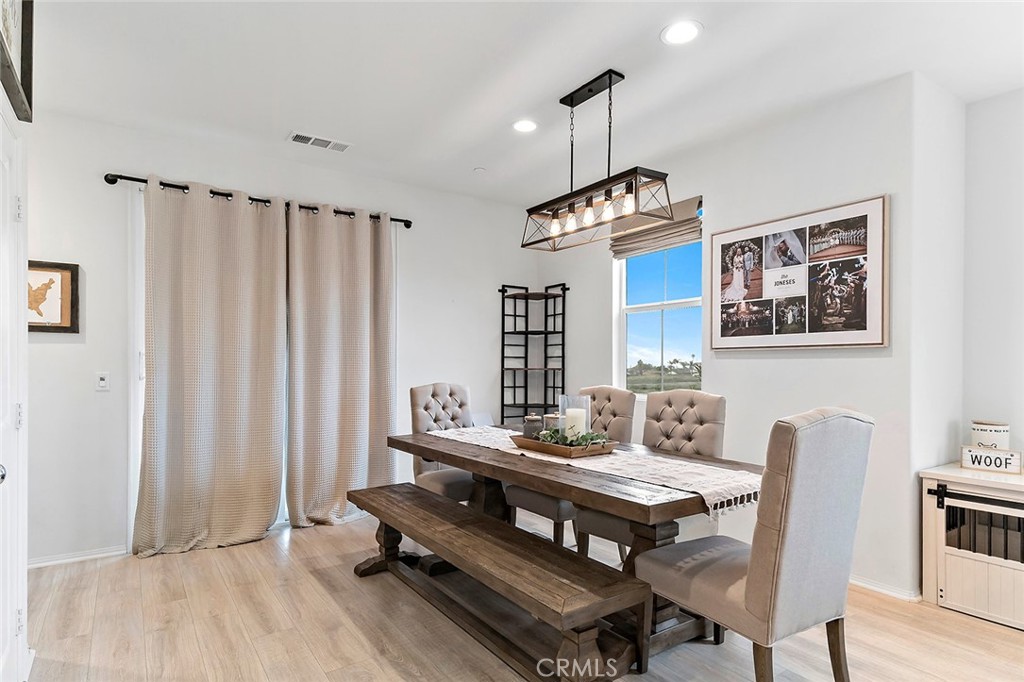 7376 Solstice Place