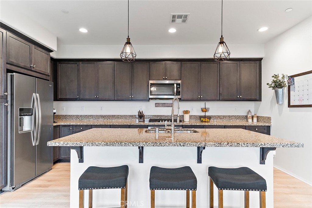 7376 Solstice Place