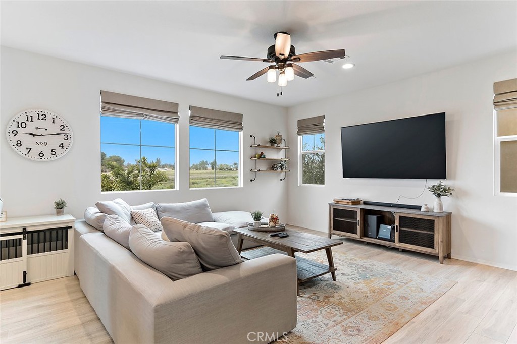 7376 Solstice Place