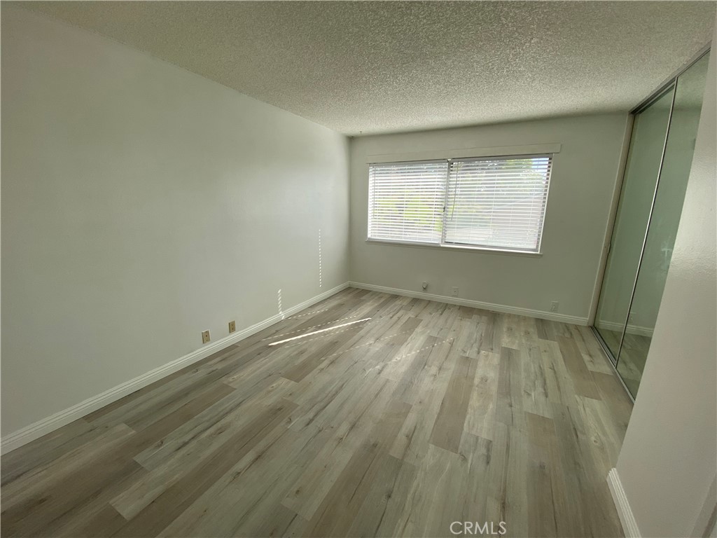 1366 Parkside Drive