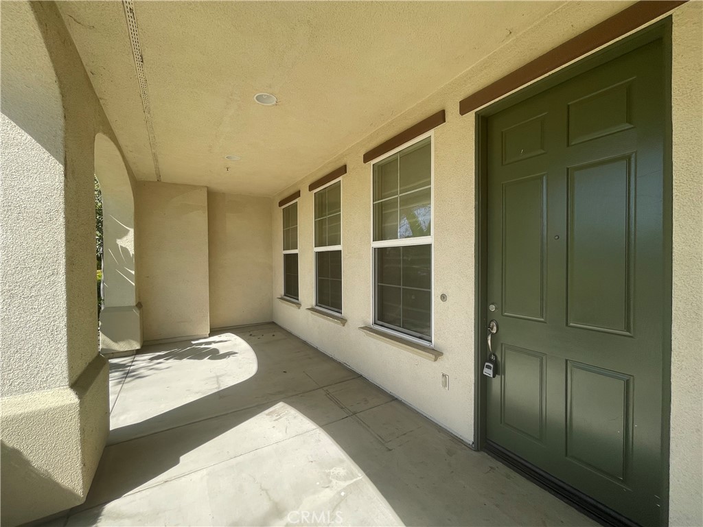 15880 Main Street