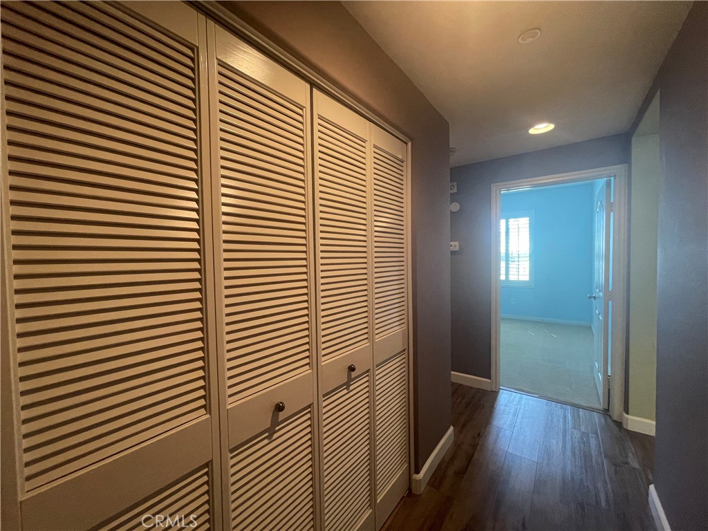 15880 Main Street