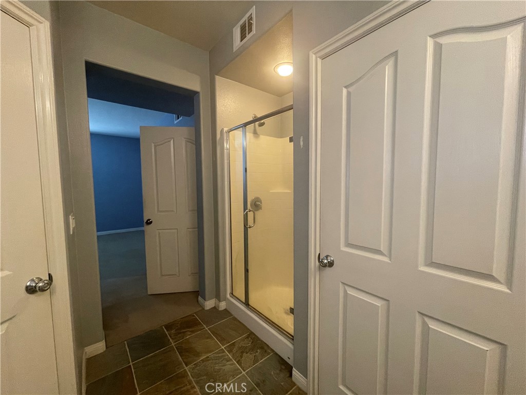 15880 Main Street