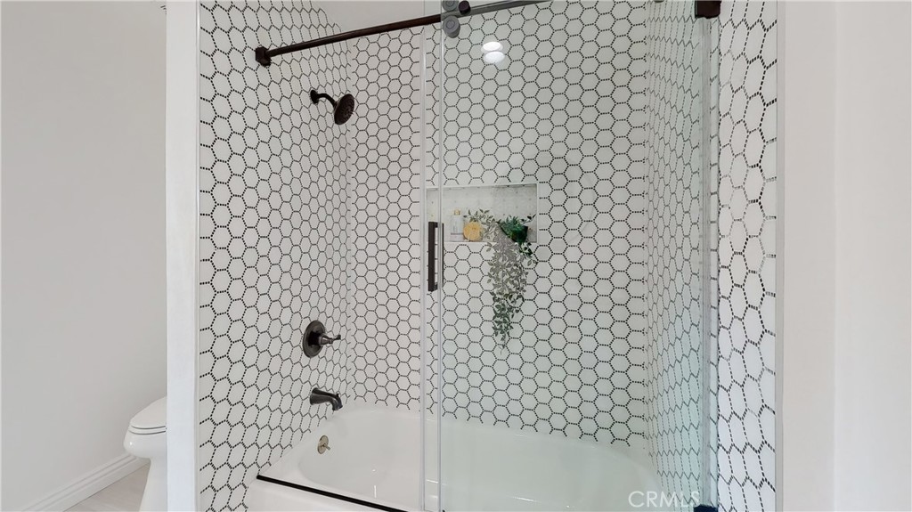 12777 Victory Boulevard