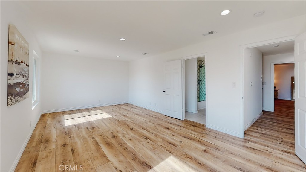 12777 Victory Boulevard