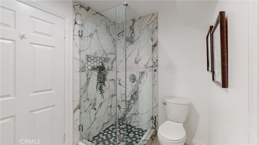 12777 Victory Boulevard