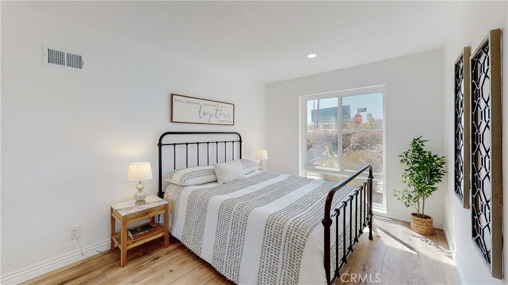 12777 Victory Boulevard