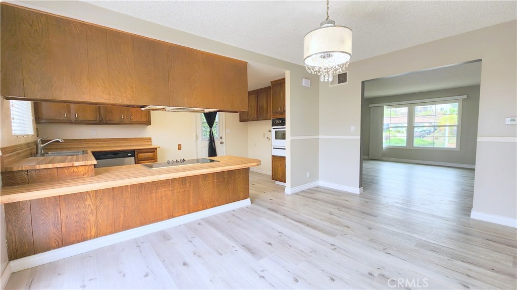 1944 Evergreen Springs Drive