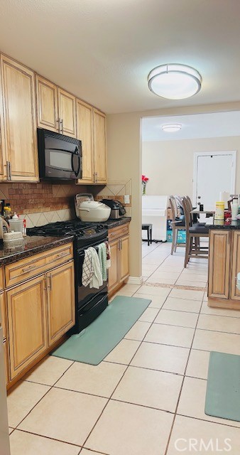 3878 Ravenswood Drive