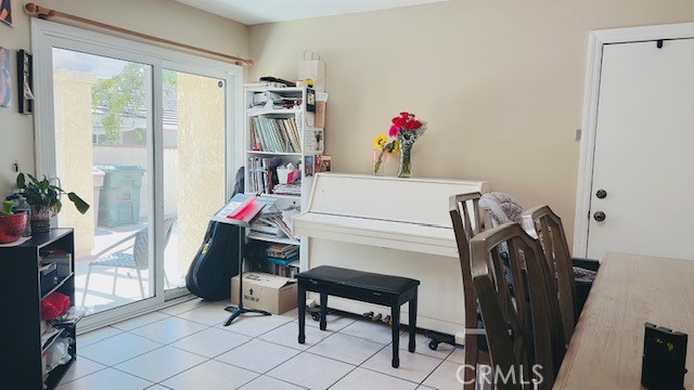 3878 Ravenswood Drive