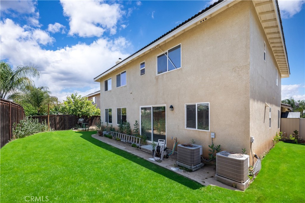 3612 Crevice Way