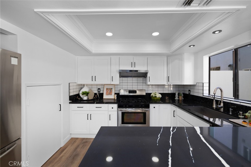 1337 18th Street 6