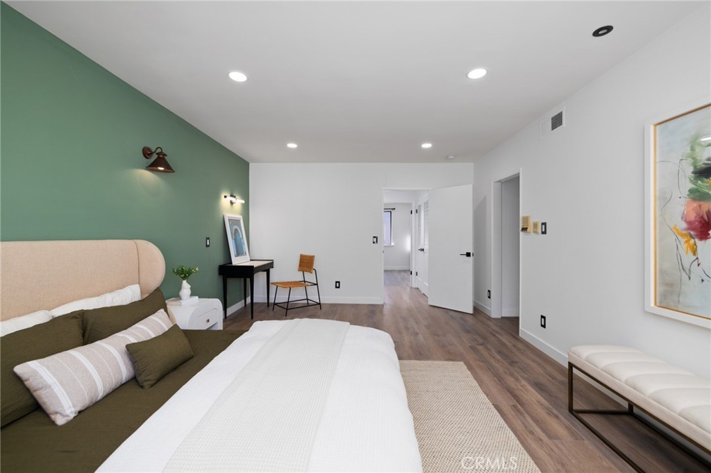 1337 18th Street 6