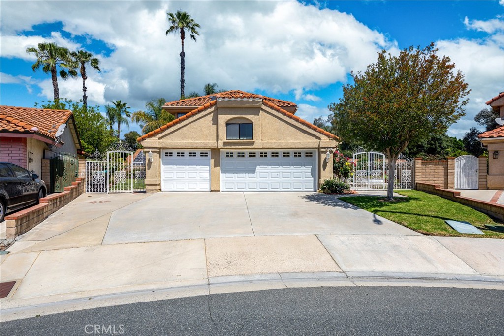 3126 Royal Court