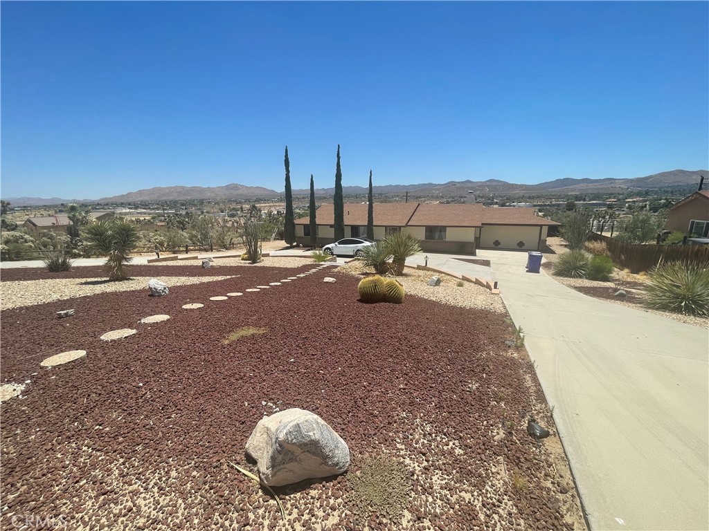 57625 Sierra Way