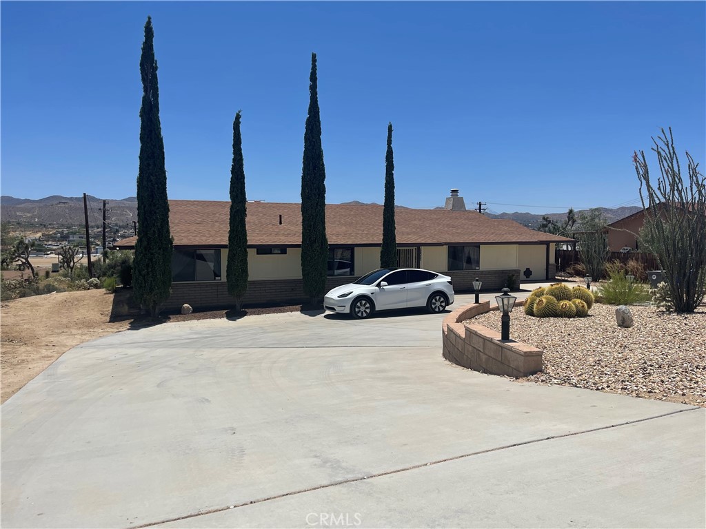 57625 Sierra Way