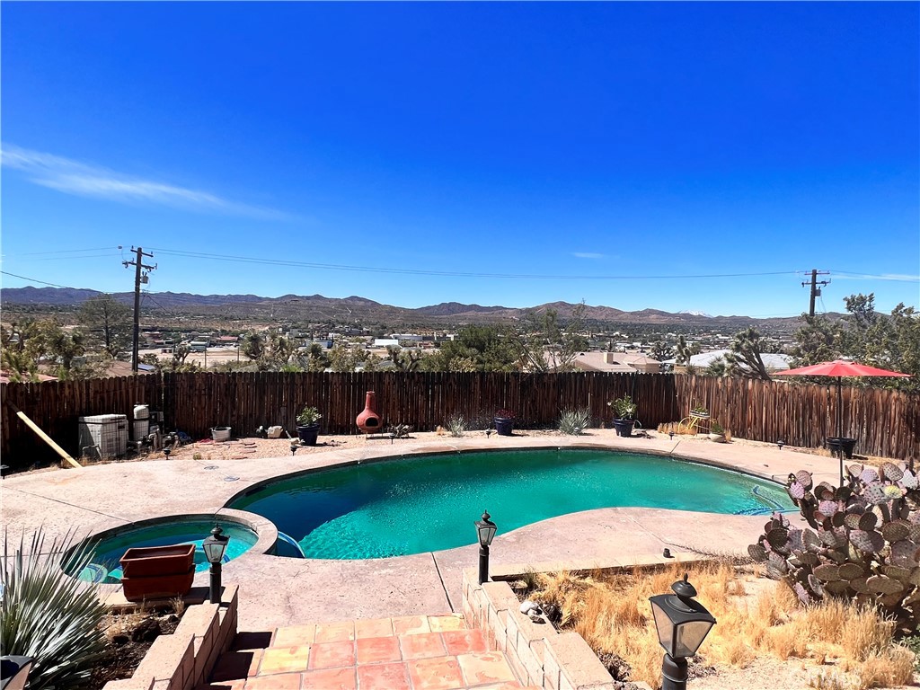57625 Sierra Way