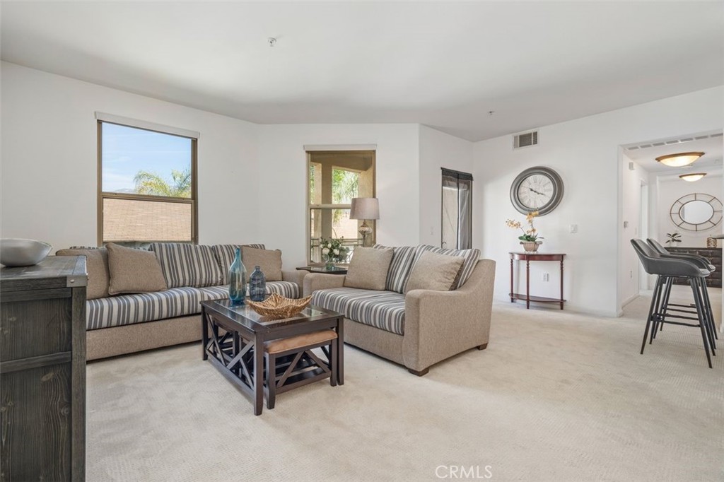 128 N Oak Knoll Avenue 317