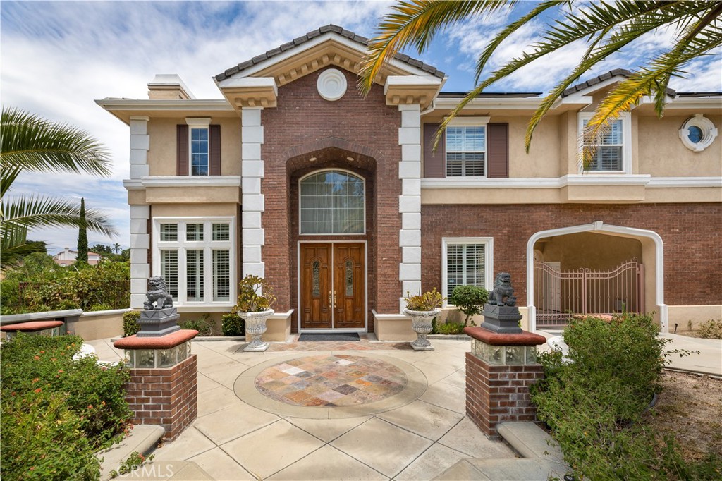 688 Radbury Place