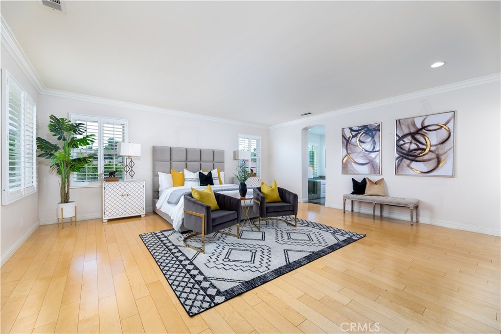 688 Radbury Place