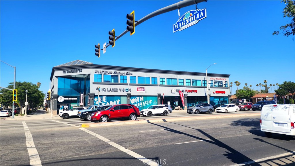 9496 Magnolia Avenue 204