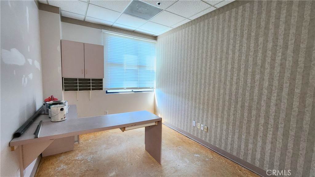 9496 Magnolia Avenue 204