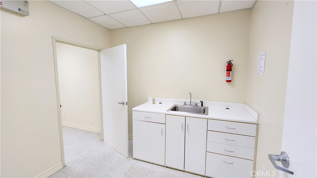 9496 Magnolia Avenue 205